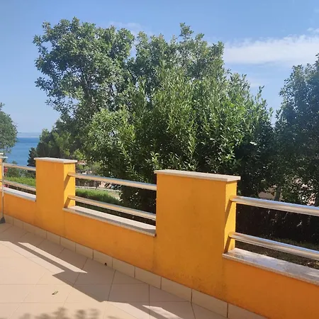 Biserka Apartment Sibuljina